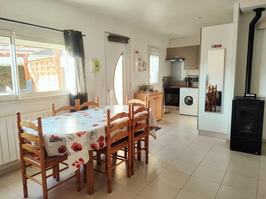 Maison Cosy A Proximite De La Plage Hermanville-sur-Mer Esterno foto